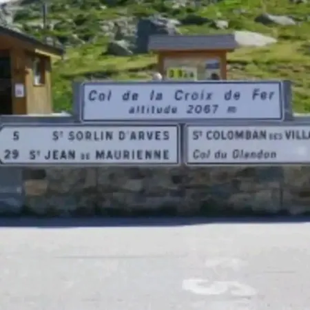 Superbe Dans La Vallee De L'eau D'olle. * Allemont