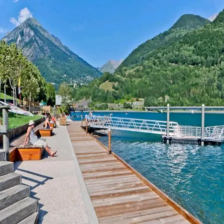 Superbe Dans La Vallee De L'eau D'olle. *